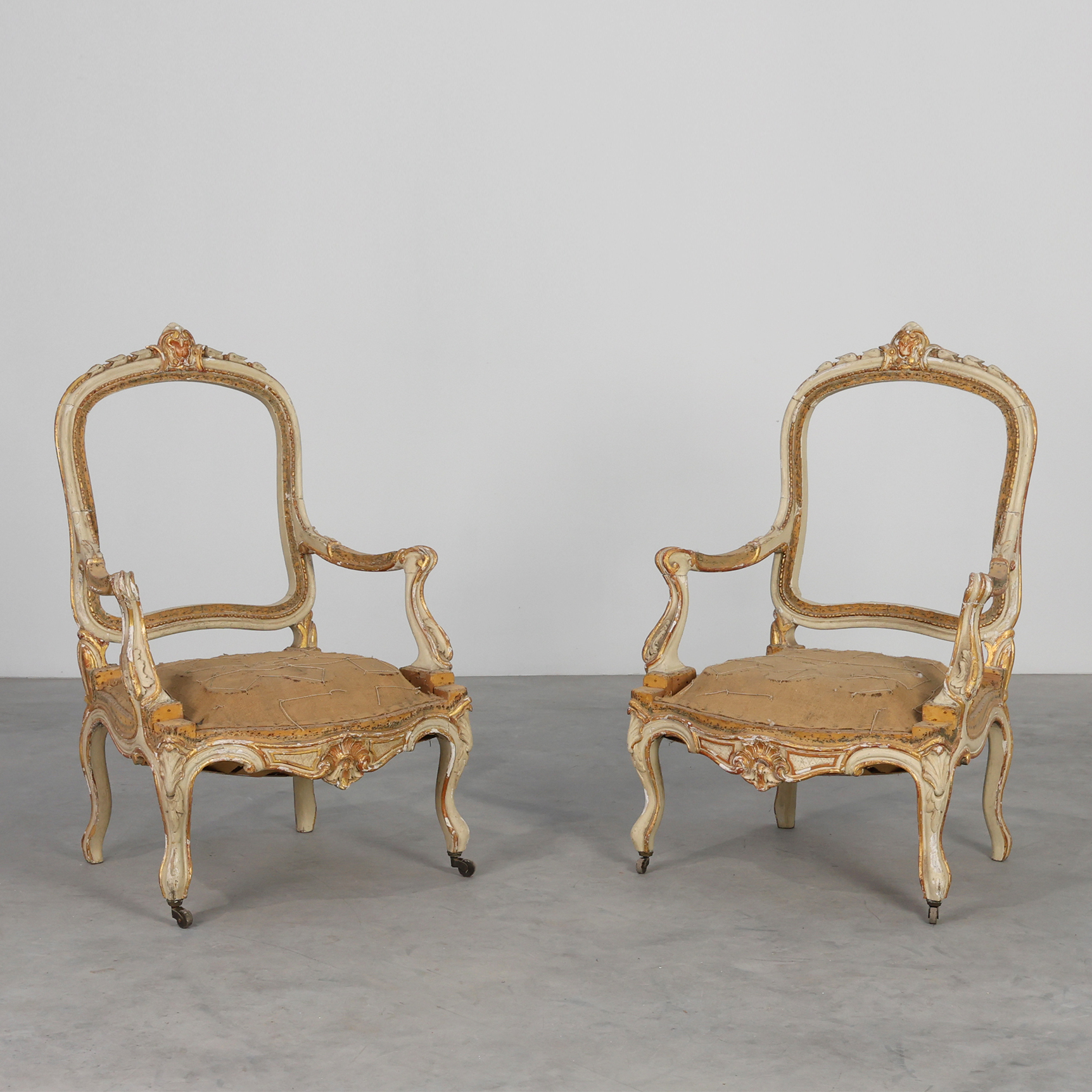 Original Early 19th Century Louis XV Suite in Carved Wood, Francethumbnail